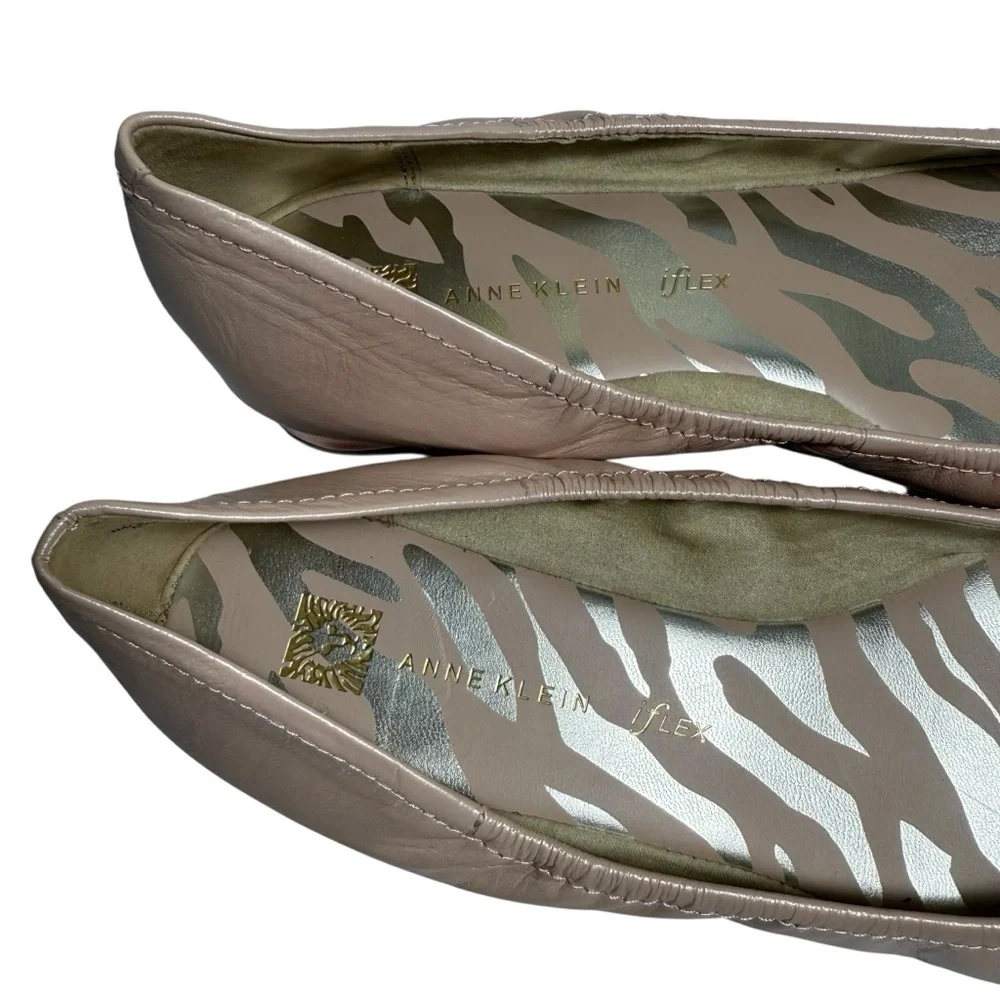 Anne Klein chic flats